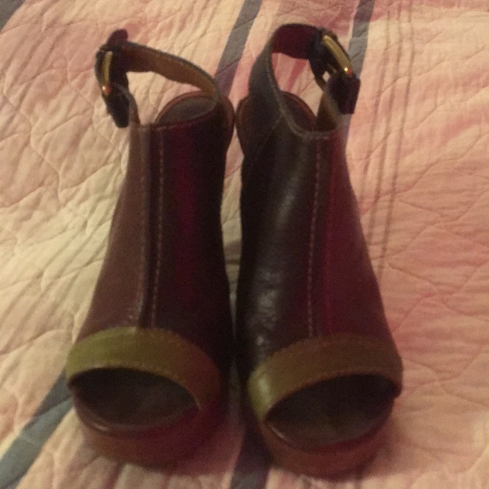 Lucky brand leather platforms sz 8